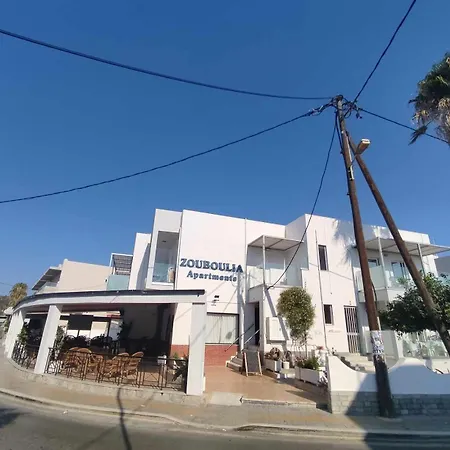 Διαμέρισμα Dinos Pool